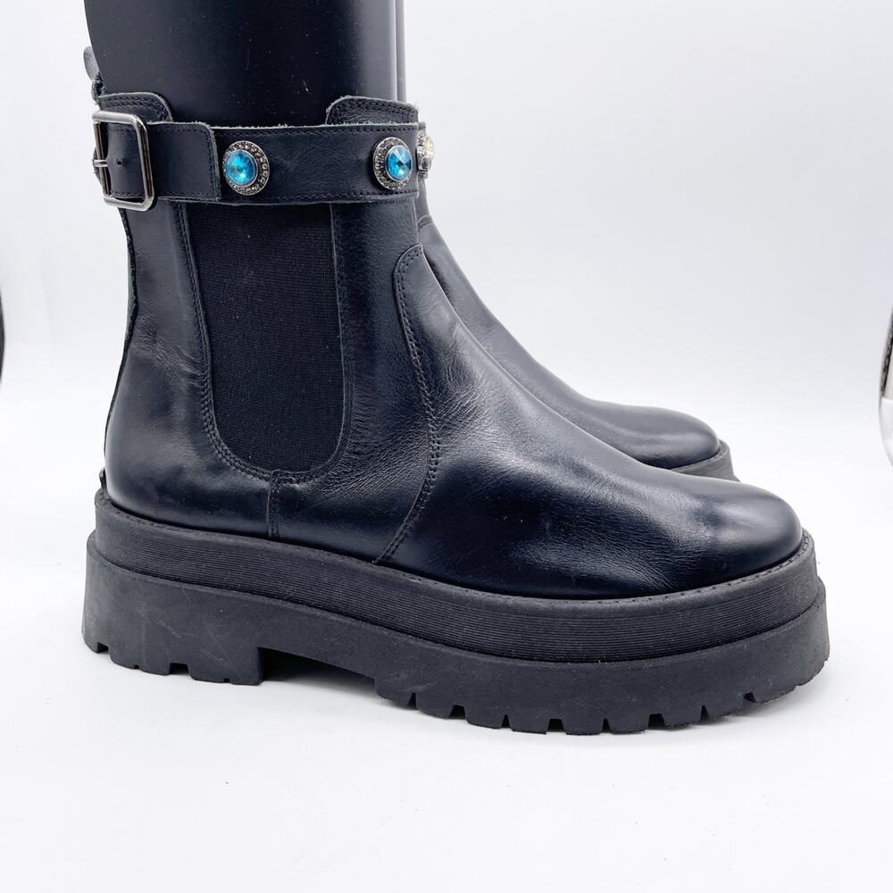 Kurt Geiger London London Sawyer Jeweled Studs Dot Chelsea Boots EU41/US10 - Picture 5 of 10